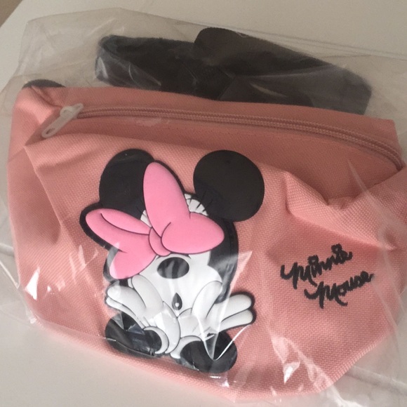 minnie mouse fanny pack